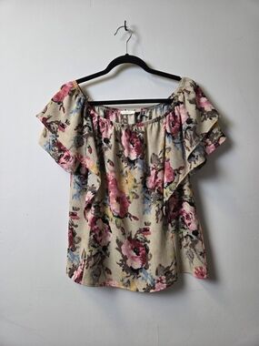 Floral Off-Shoulder Ruffle Top in Beige and Pink